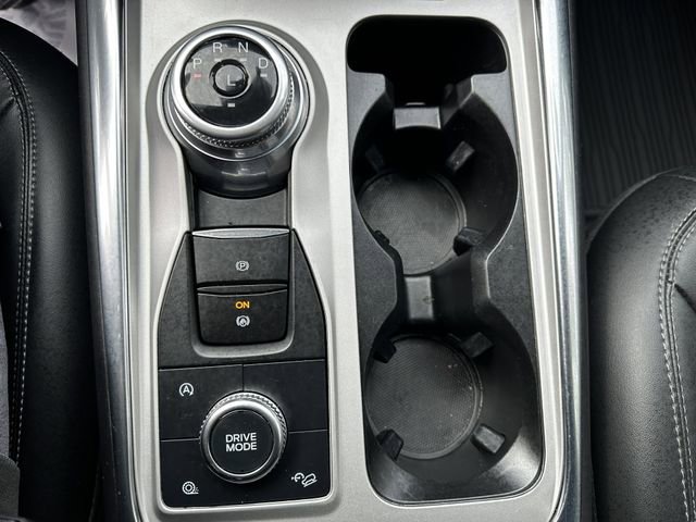Used 2023 Ford Explorer XLT w/ Equipment Group 202A AWD/4WD image 25
