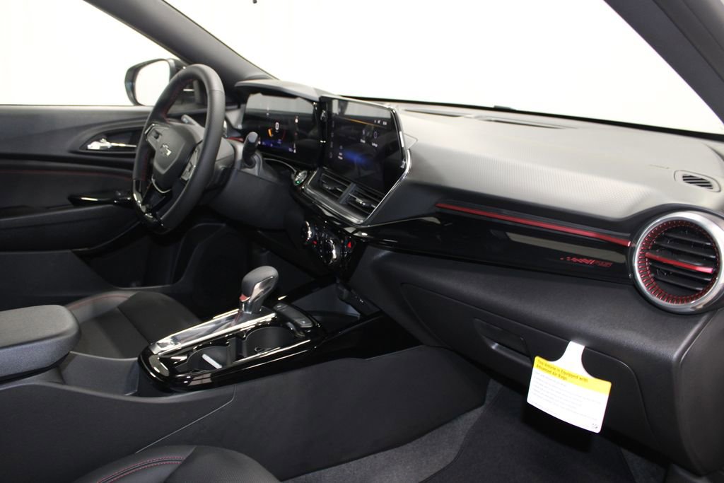 New 2026 Chevrolet Trax RS w/ Sunroof Package image 21