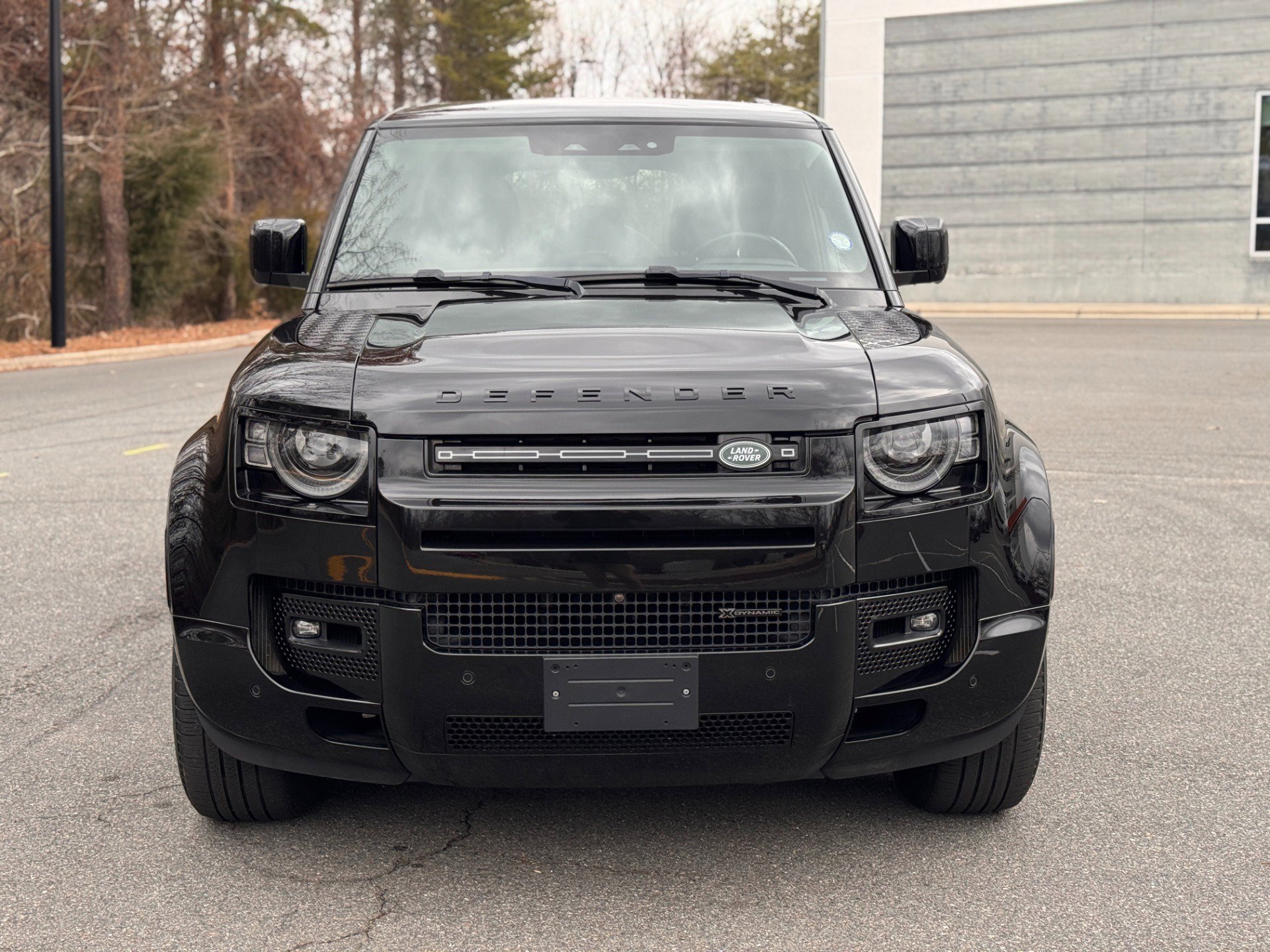 Used 2023 Land Rover Defender 110 X-Dynamic SE AWD/4WD image 2