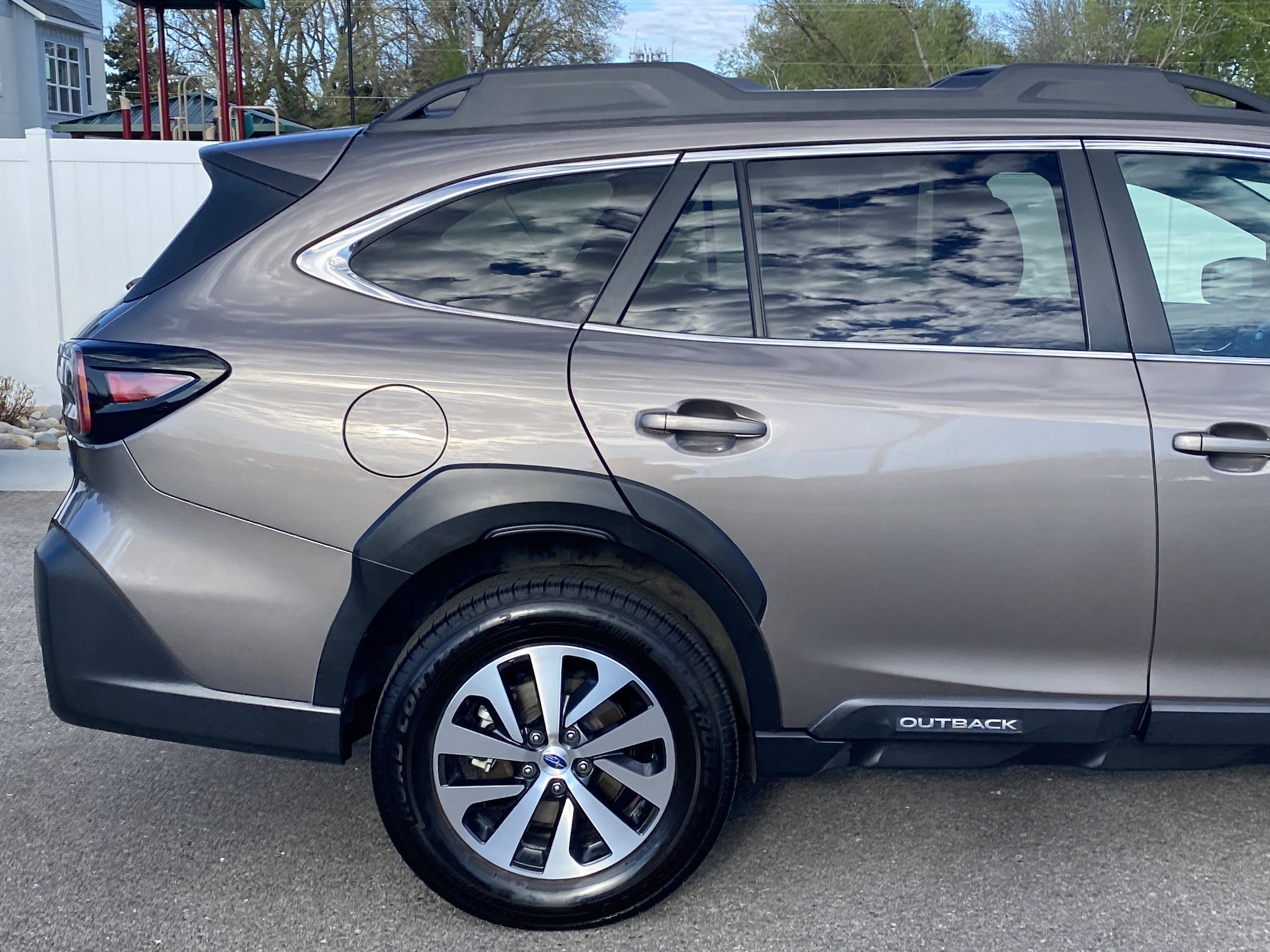 Certified 2024 Subaru Outback Premium image 6