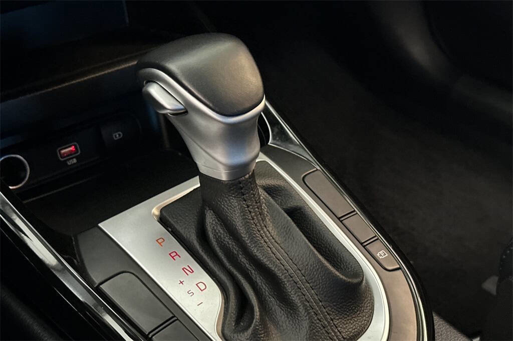 Used 2024 Kia Forte GT-Line image 21