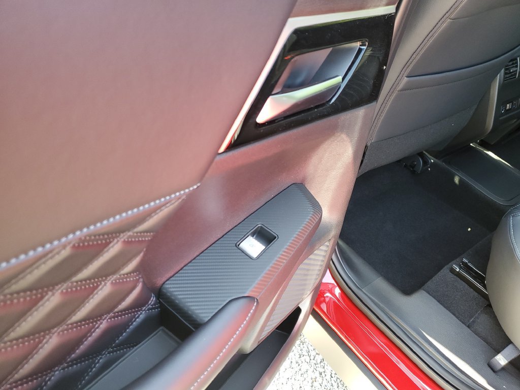 New 2026 Nissan Rogue Platinum AWD/4WD image 11