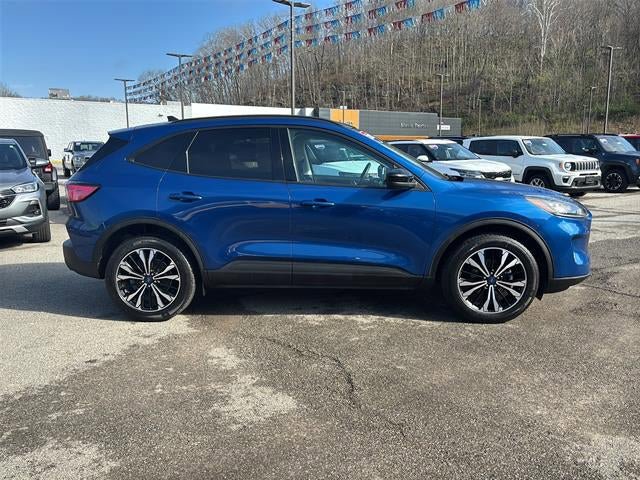 Used 2022 Ford Escape SEL w/ SEL Stealth AWD Package image 4