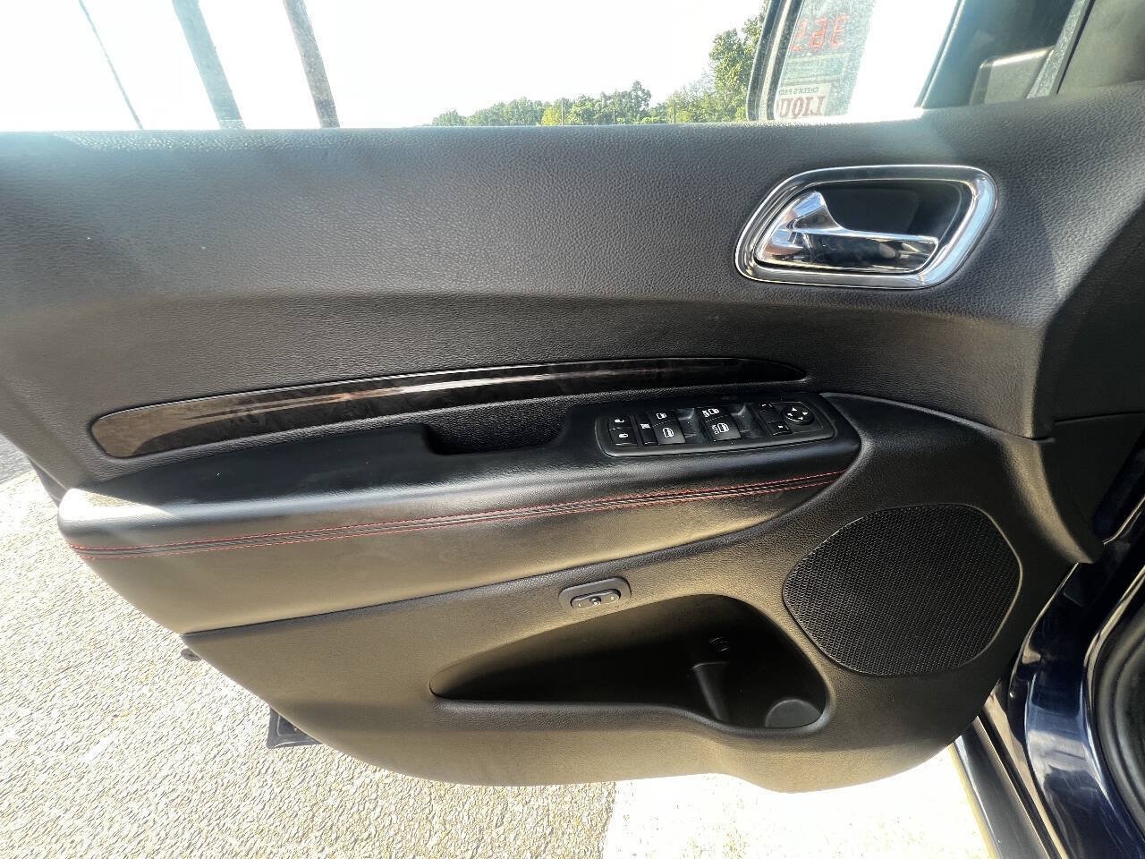 Used 2012 Dodge Durango R/T w/ Leather Interior Group RWD image 18