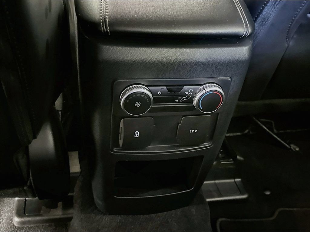 Used 2021 Ford Explorer XLT w/ Equipment Group 202A AWD/4WD image 33