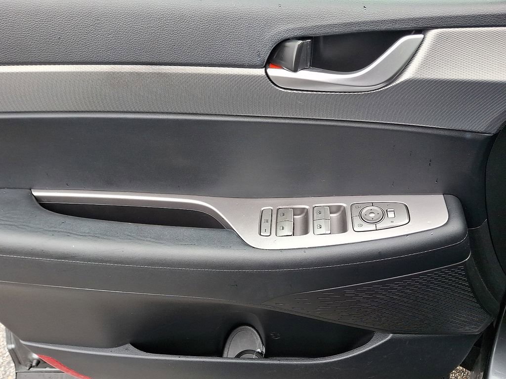 Used 2021 Hyundai Palisade SE w/ Cargo Package image 13