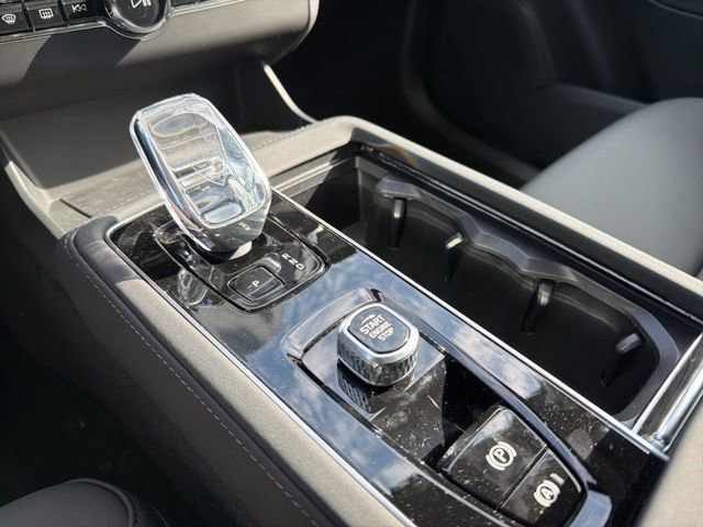 New 2026 Volvo XC90 B6 Plus w/ Protection Package Premier AWD/4WD image 20