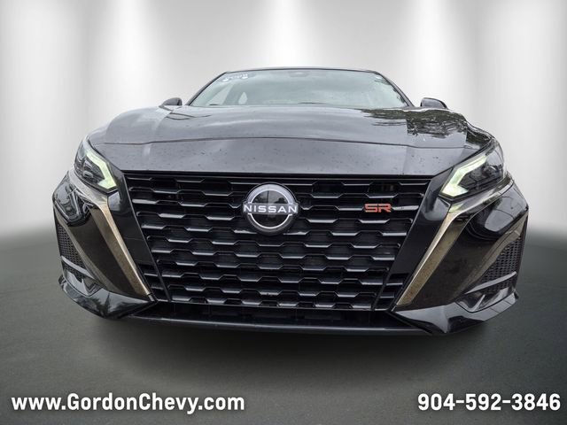 Used 2025 Nissan Altima 2.5 SR FWD image 9