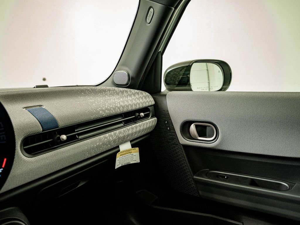 Certified 2025 MINI Cooper S image 27