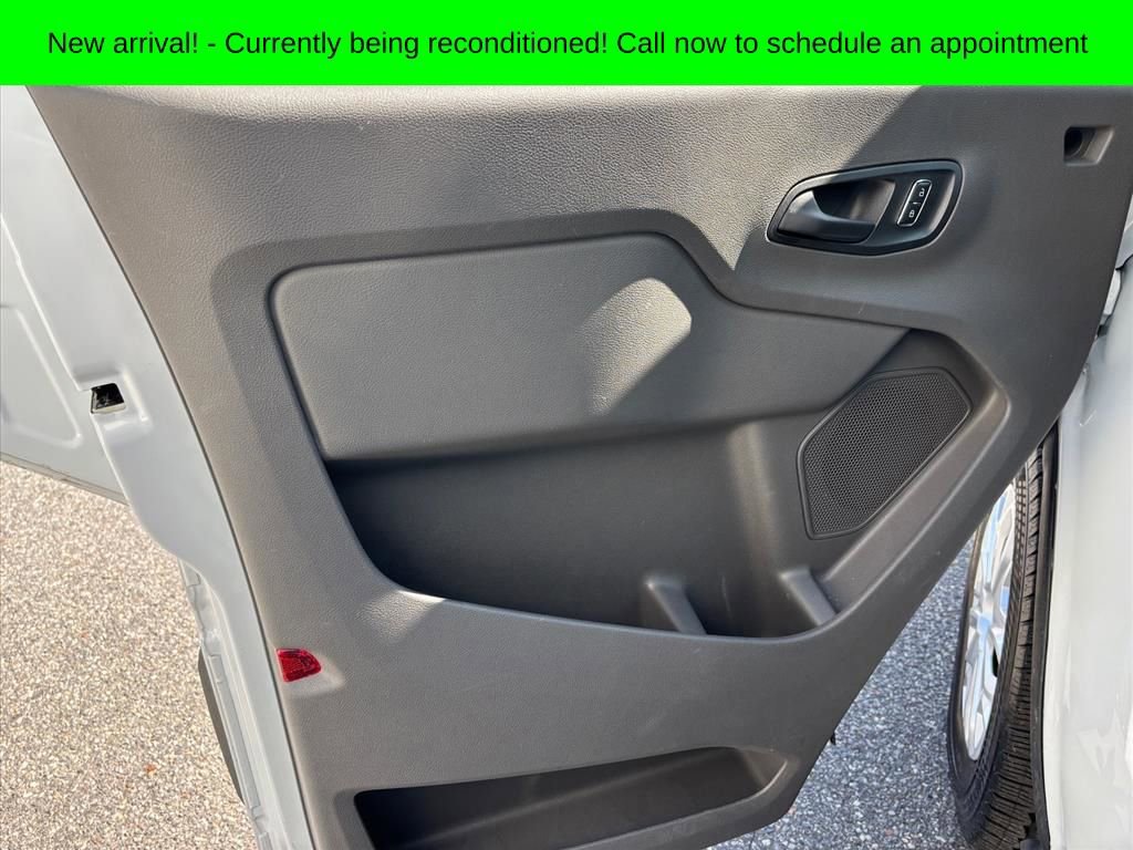 Used 2025 Ford Transit 350 XLT image 8
