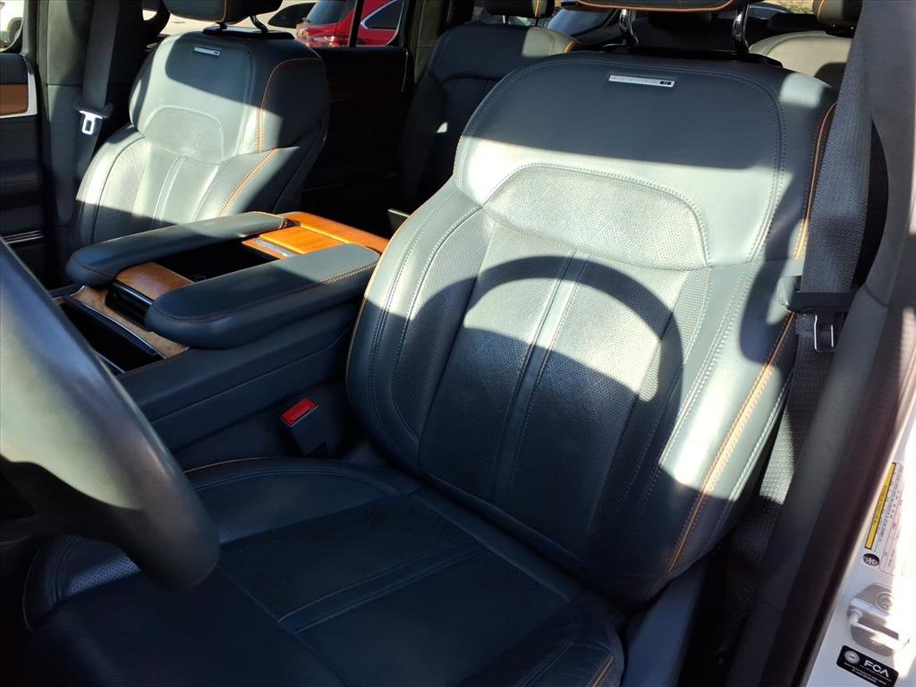 Used 2022 Jeep Grand Wagoneer Series II w/ Convenience Group III image 35