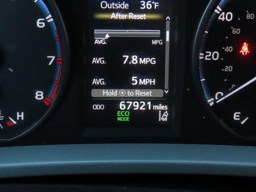 Used 2018 Toyota RAV4 XLE image 26