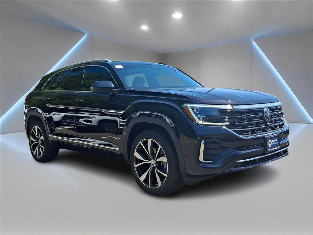 Certified 2024 Volkswagen Atlas Cross Sport SEL Premium R-Line AWD/4WD image 3