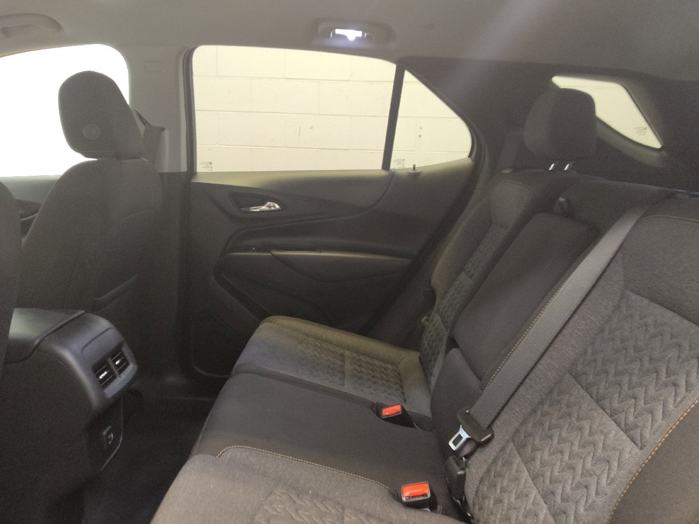 Used 2023 Chevrolet Equinox LT FWD image 18