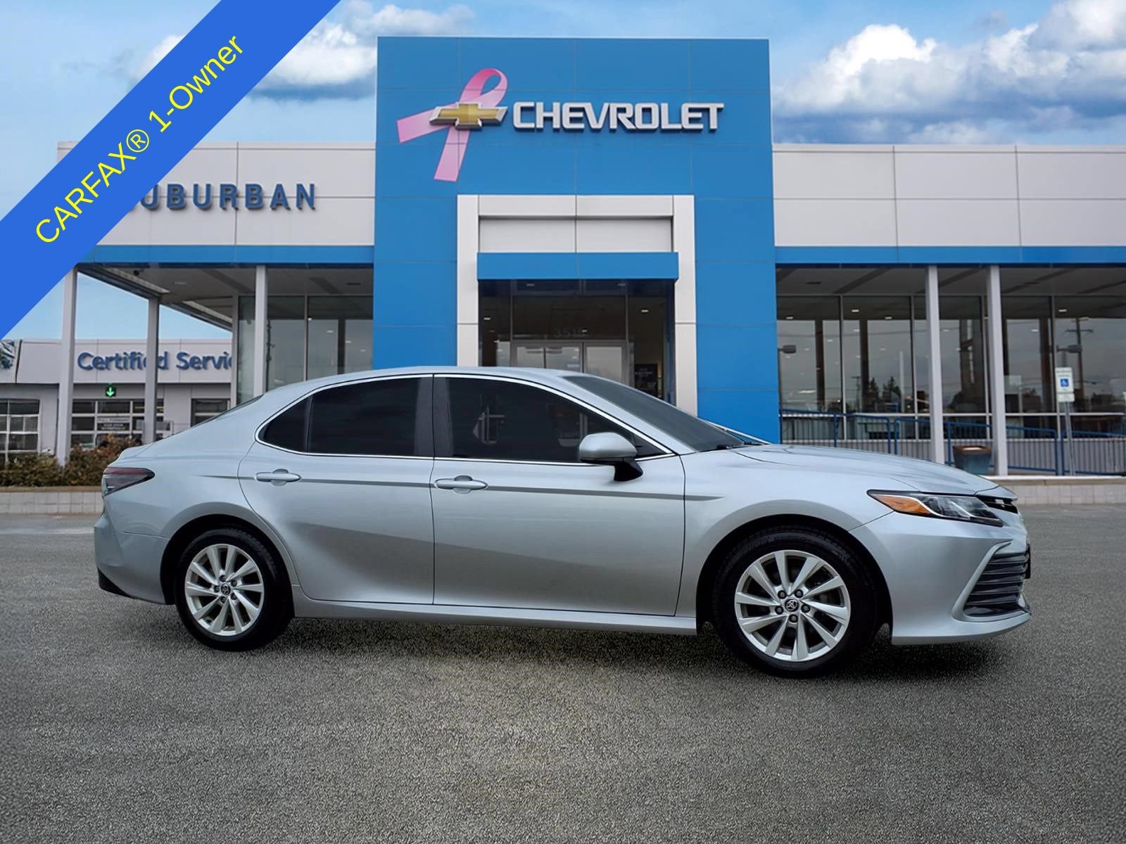 Used 2021 Toyota Camry LE FWD image 5