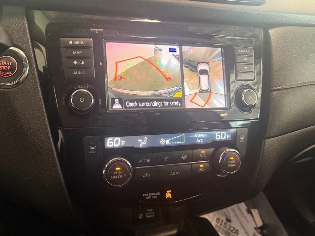 Used 2020 Nissan Rogue SV w/ Sun & Sound Touring Package AWD/4WD image 2