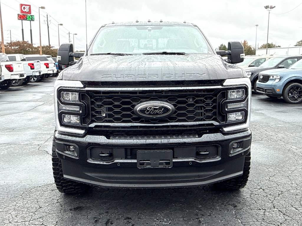 New 2026 Ford F250 Lariat w/ Black Appearance Package image 8