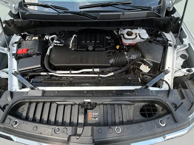 Used 2026 Chevrolet Silverado 1500 LT AWD/4WD image 33
