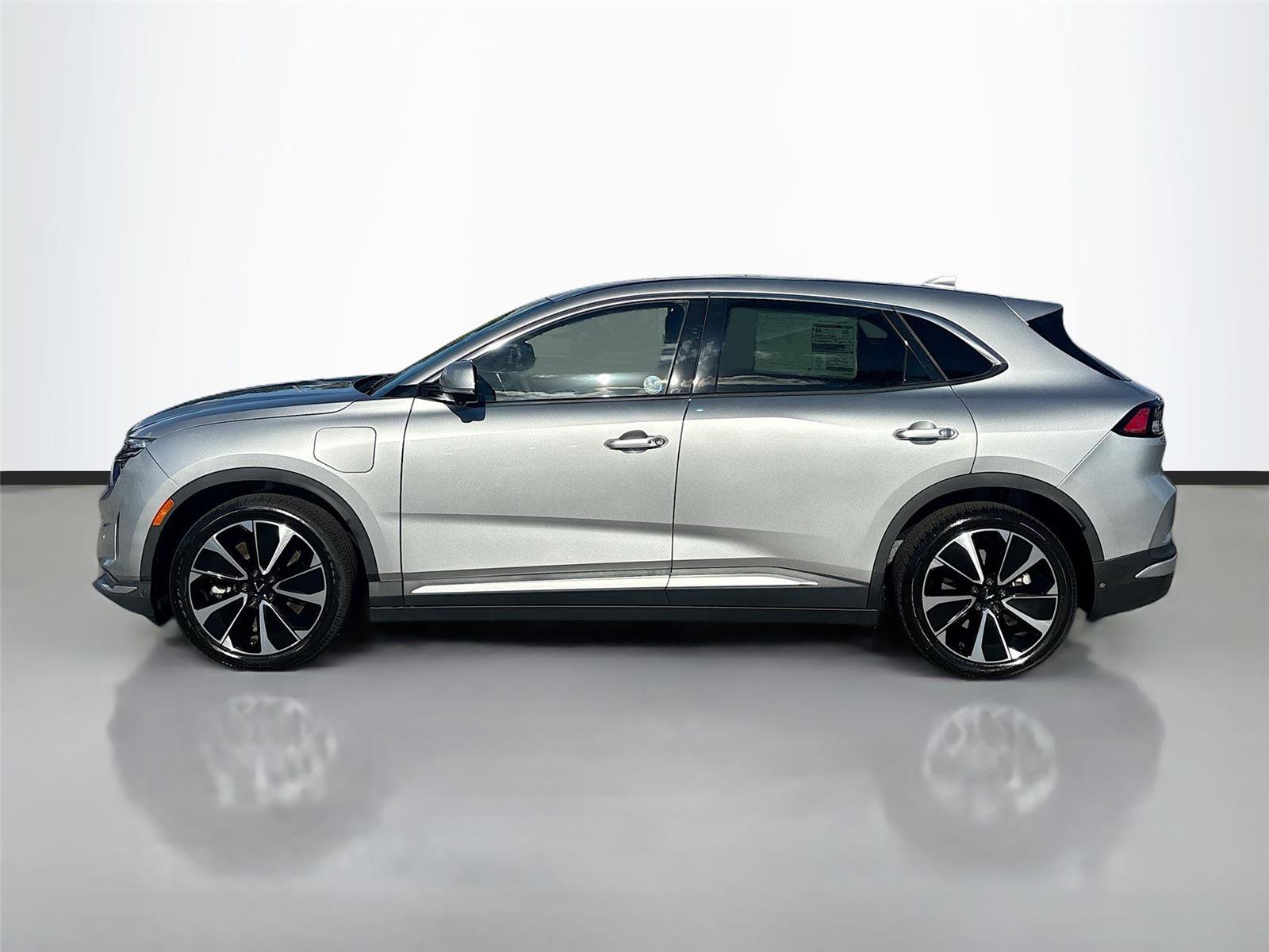 New 2025 VinFast VF 8 Plus image 4