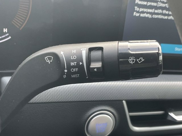 Certified 2025 Hyundai Sonata SE FWD image 25