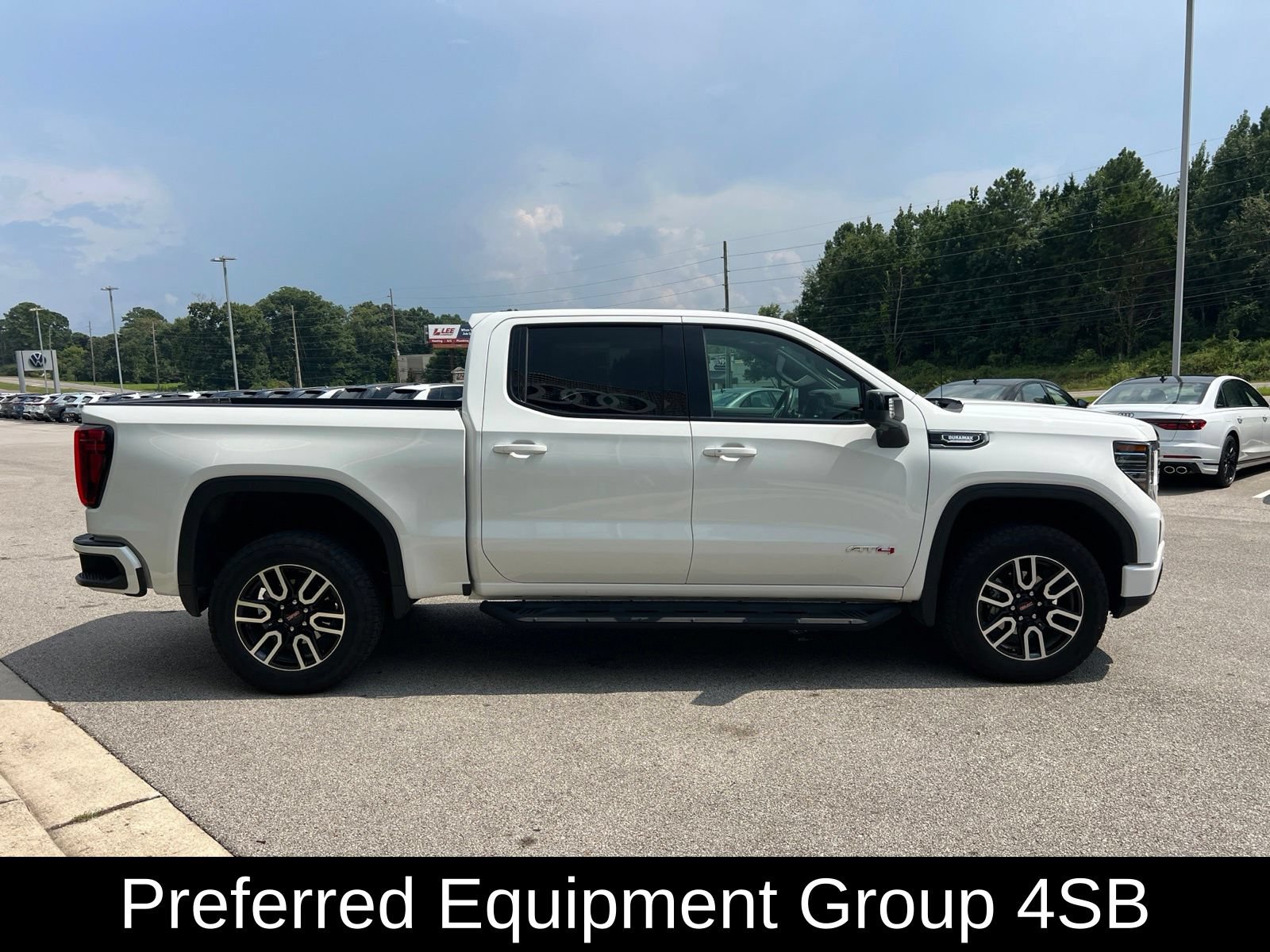 Used 2026 GMC Sierra 1500 AT4 w/ AT4 Premium Package AWD/4WD image 4