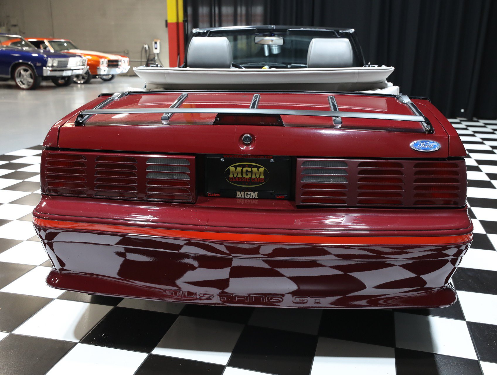 Used 1987 Ford Mustang GT RWD image 28