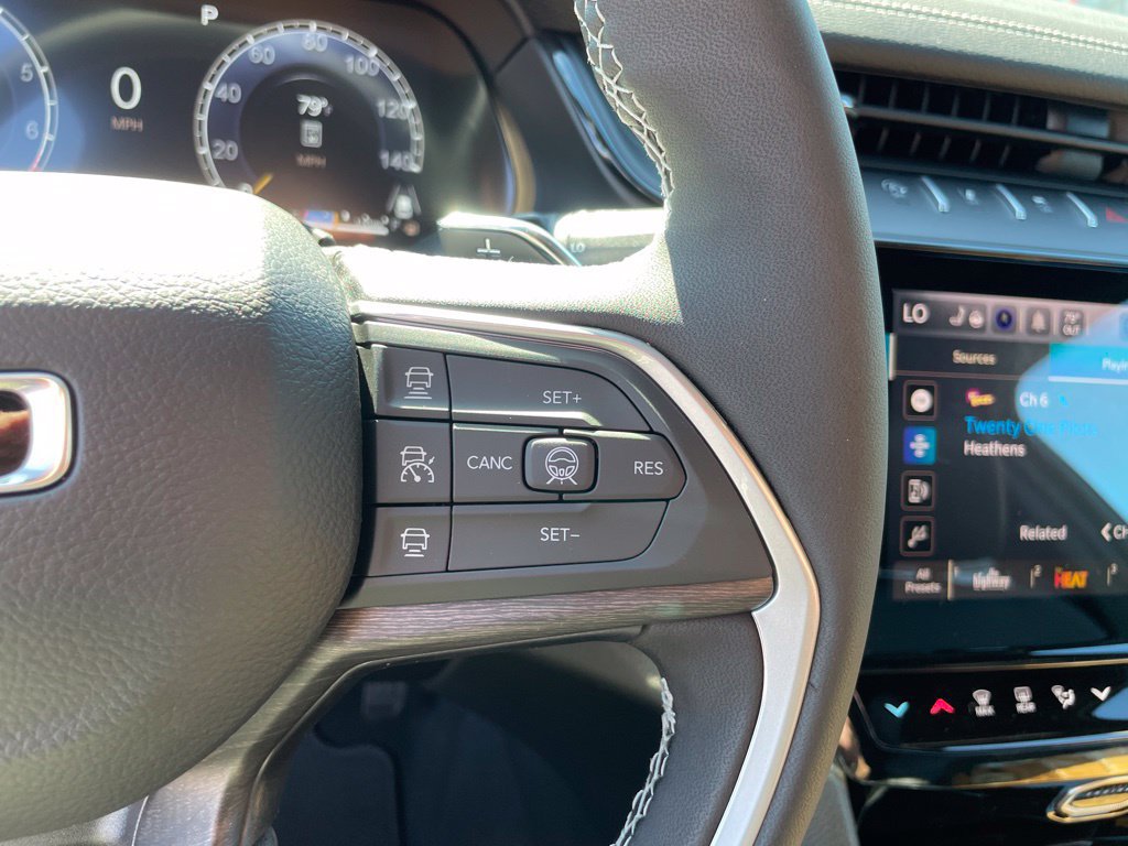 New 2027 Jeep Grand Cherokee Altitude AWD/4WD image 19