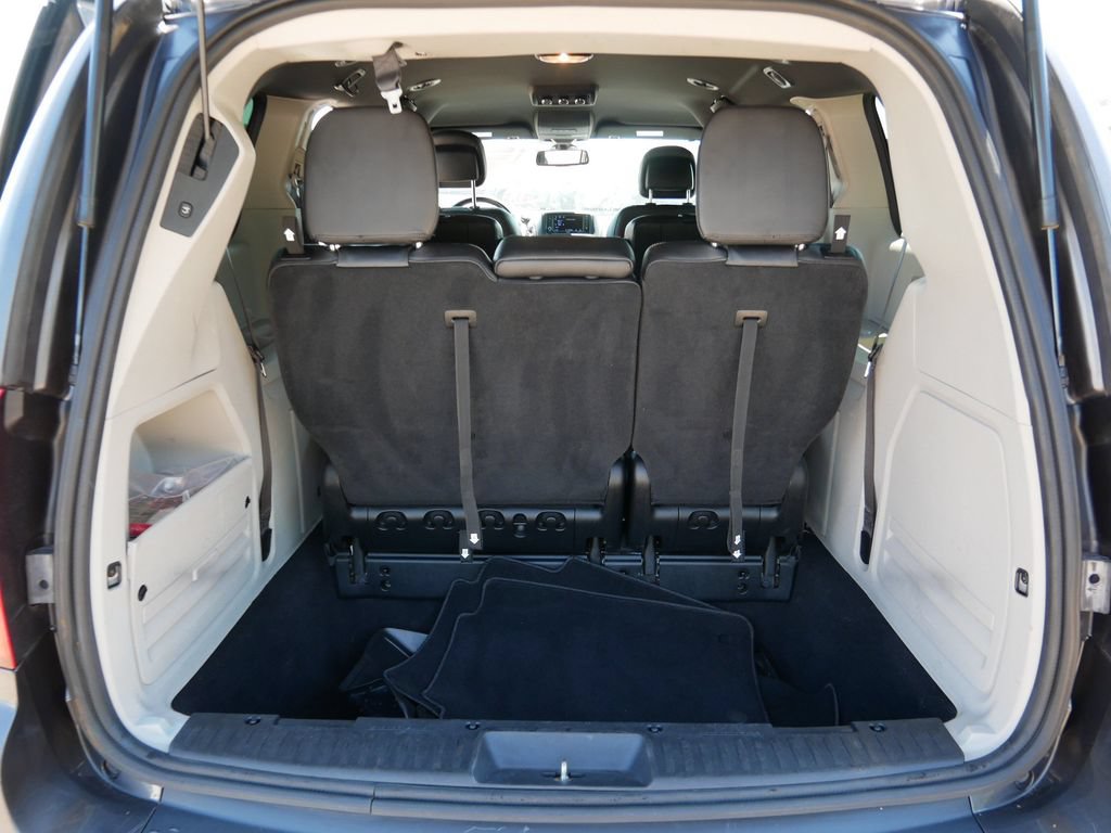 Used 2019 Dodge Grand Caravan SXT FWD image 10