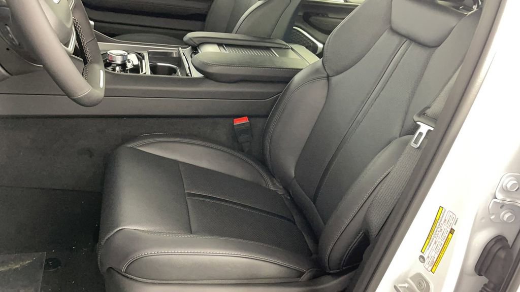 New 2025 Jeep Wagoneer Series II image 12