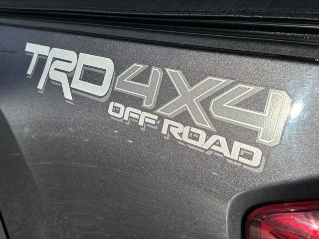 Used 2017 Toyota Tacoma TRD Off-Road image 20