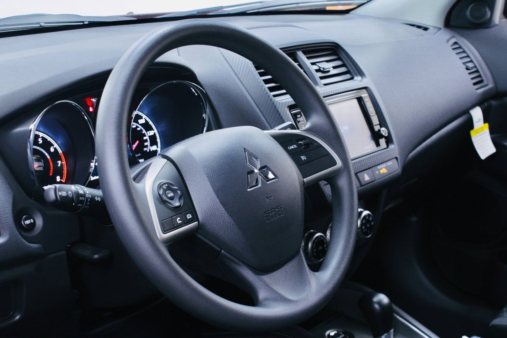 New 2025 Mitsubishi Outlander Sport ES image 7