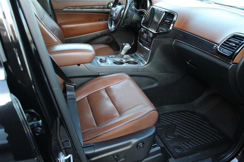 Used 2021 Jeep Grand Cherokee Overland image 21