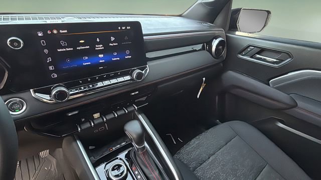 Certified 2025 Chevrolet Colorado Z71 w/ Technology Package image 23