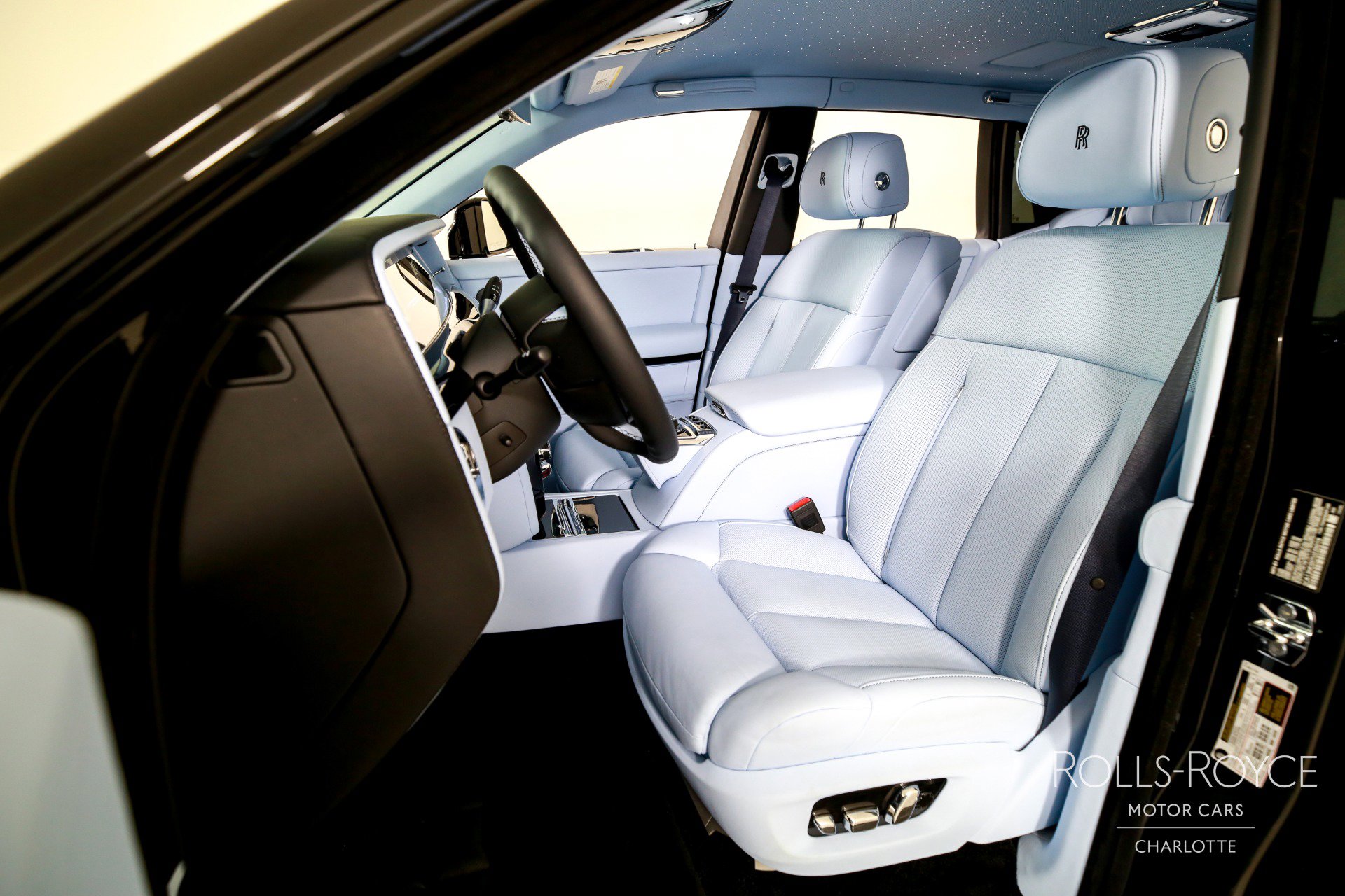 New 2026 Rolls-Royce Phantom Sedan image 13