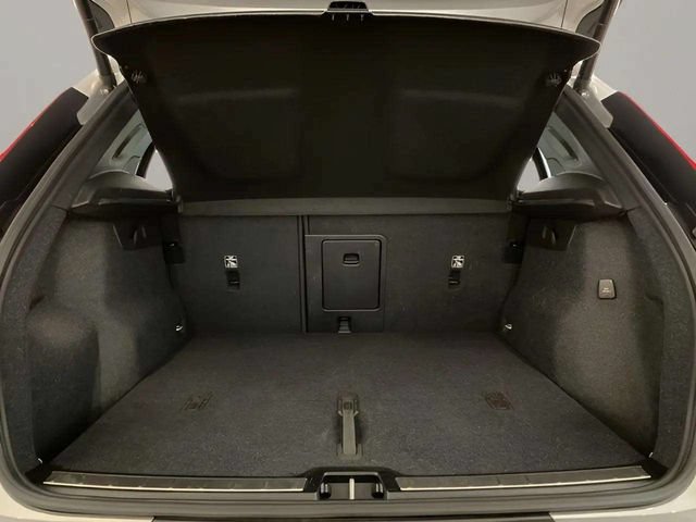 Used 2025 Volvo XC40 B5 Plus AWD/4WD image 80