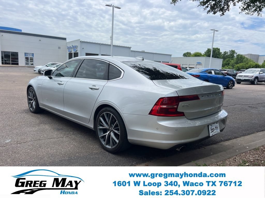 Used 2018 Volvo S90 T5 Momentum w/ Convenience Package FWD image 5