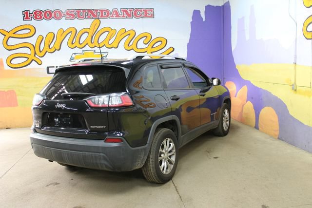Used 2019 Jeep Cherokee Sport w/ Cold Weather Group AWD/4WD image 4