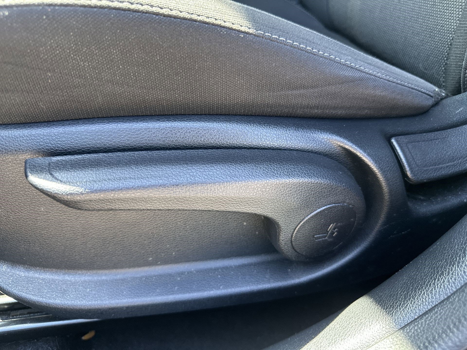 Used 2024 Kia Forte LXS image 14