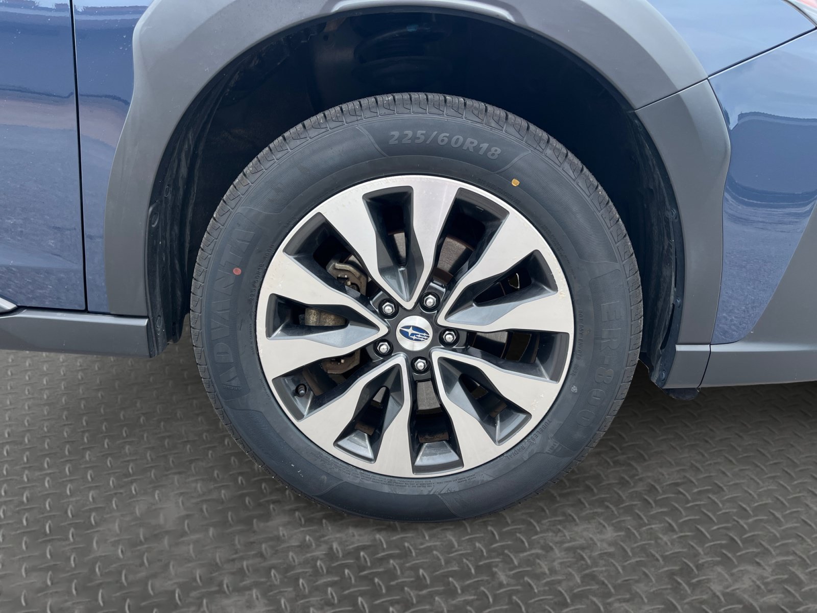 Used 2024 Subaru Outback Touring XT AWD/4WD image 17
