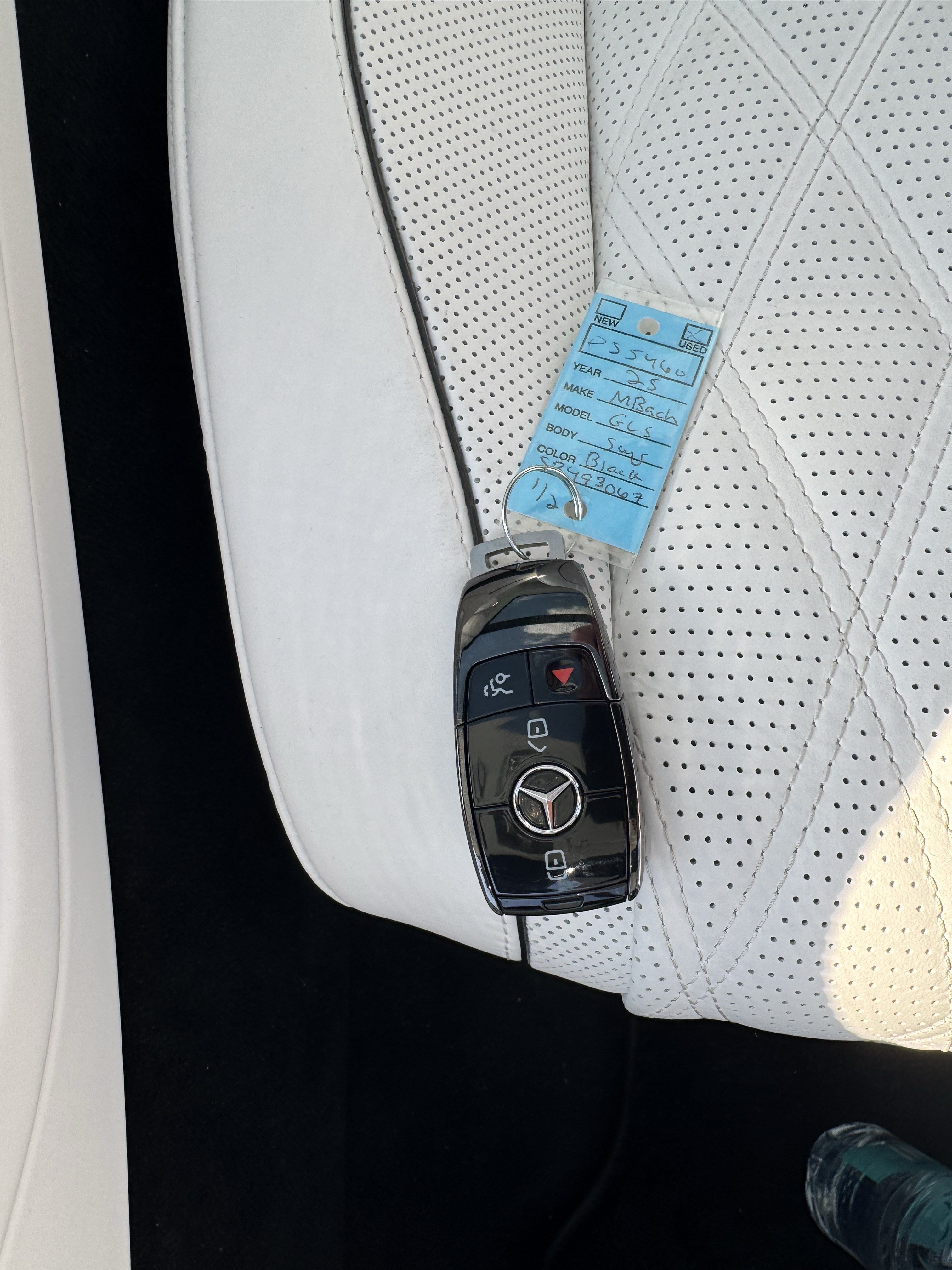 Certified 2025 Mercedes-Benz Maybach GLS 600 4MATIC image 38