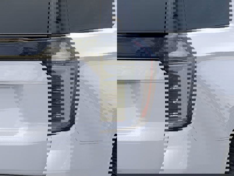 New 2026 Chevrolet Suburban High Country image 35