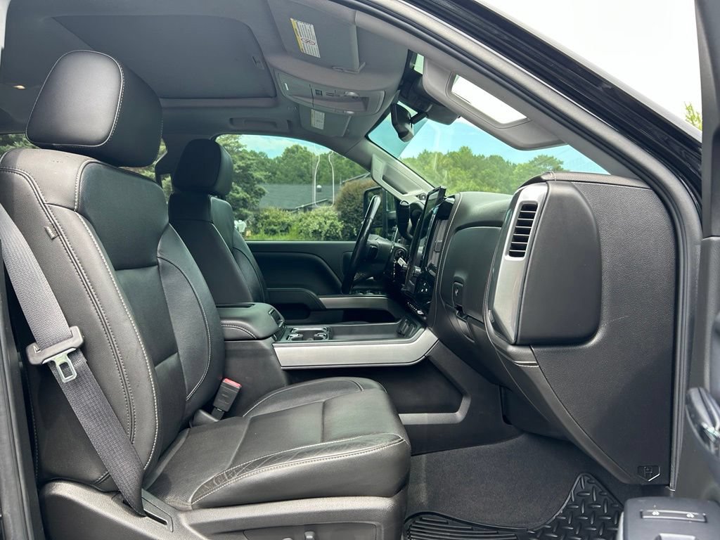 Used 2019 Chevrolet Silverado 2500 LTZ w/ Duramax Plus Package AWD/4WD image 57