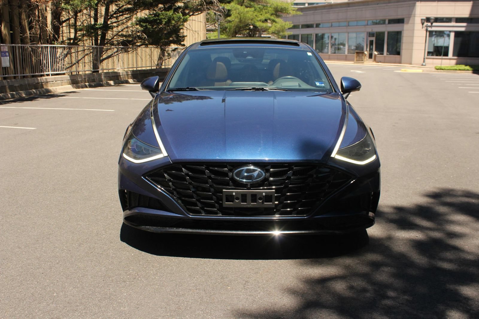 Used 2020 Hyundai Sonata Limited FWD image 3