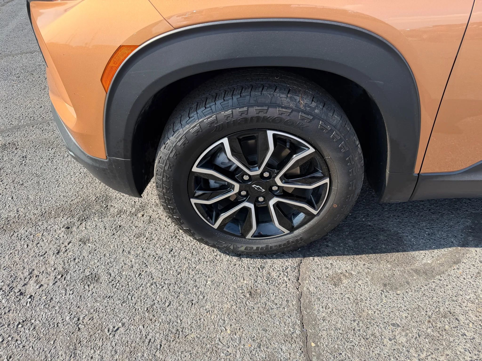 Used 2024 Chevrolet TrailBlazer ACTIV w/ Driver Confidence Package image 21