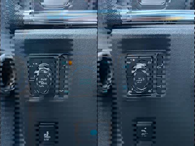 New 2025 Ford Expedition Max Platinum image 13