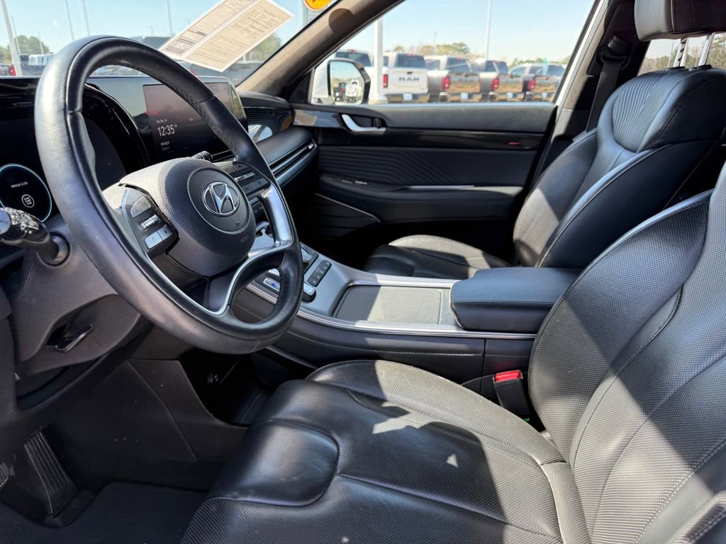 Used 2023 Hyundai Palisade Calligraphy image 9