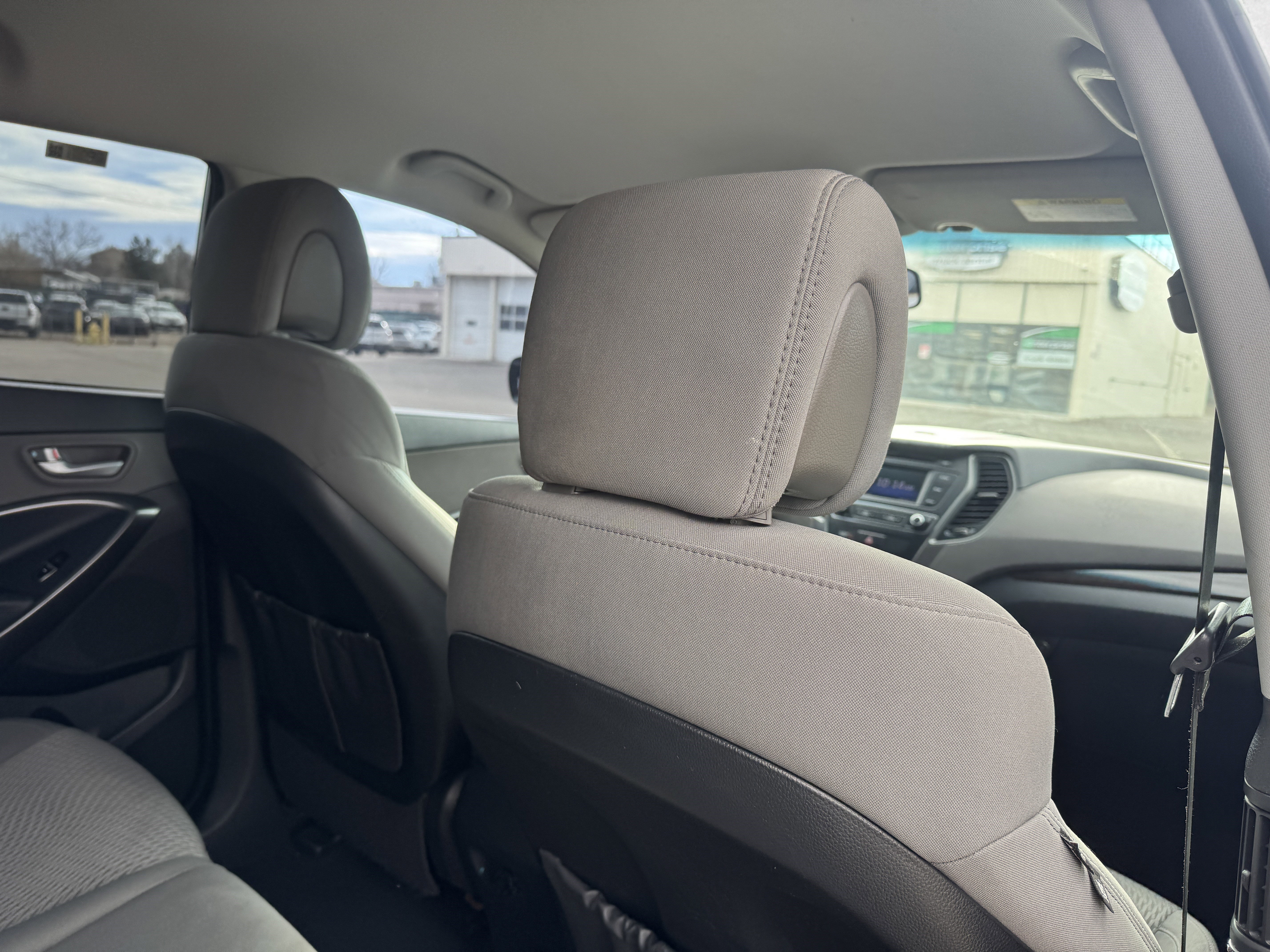 Used 2017 Hyundai Santa Fe Sport image 17