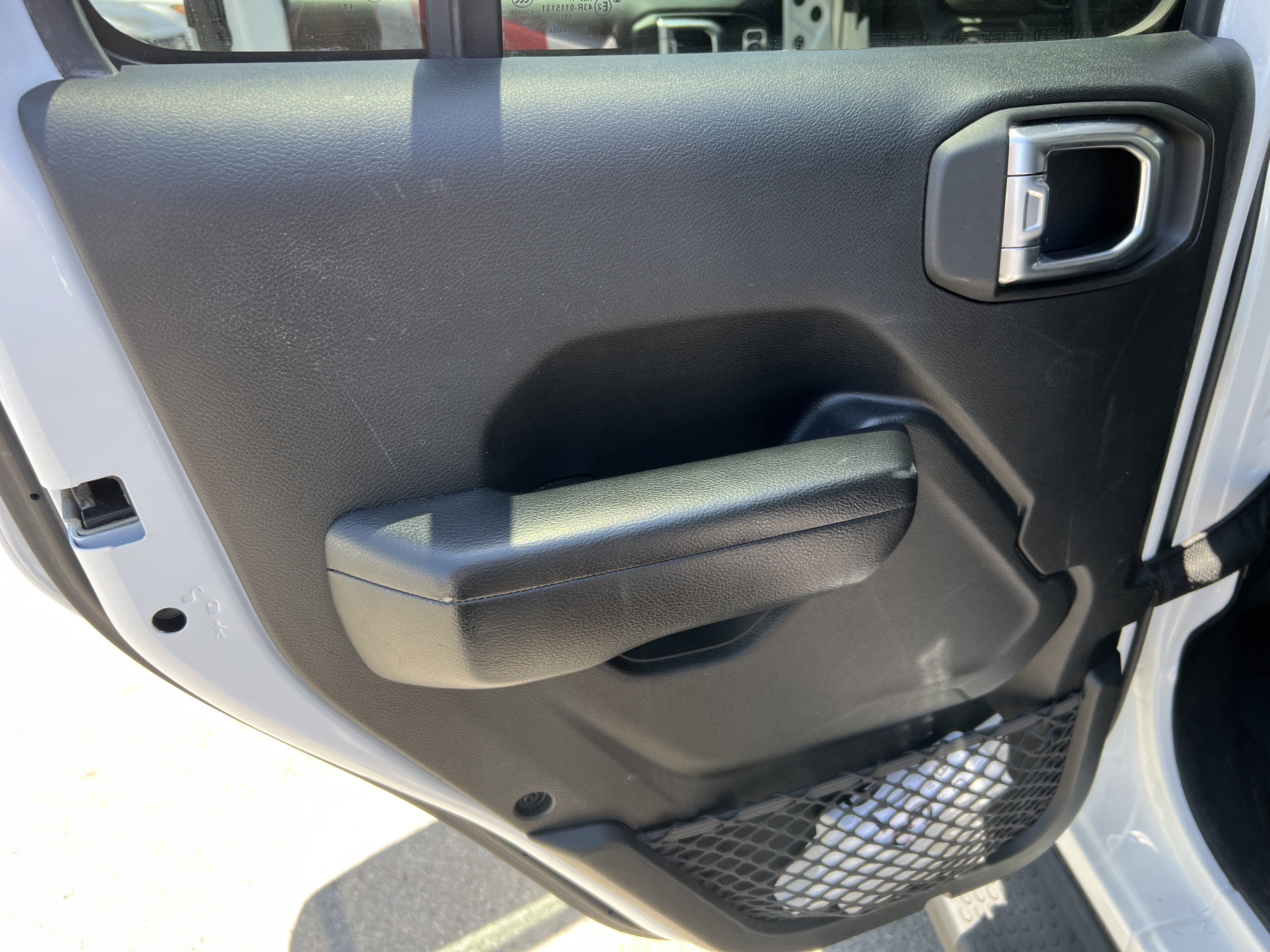 Used 2018 Jeep Wrangler Unlimited Sport S AWD/4WD image 15