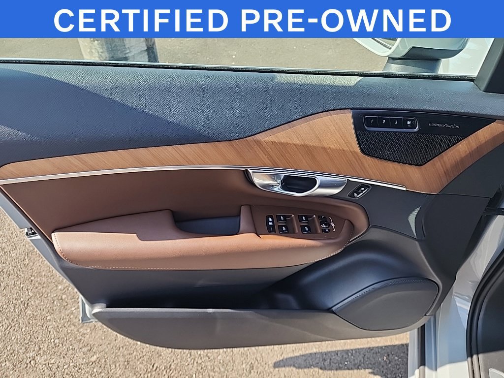 Certified 2024 Volvo XC90 T8 Plus w/ Protection Package Premier AWD/4WD image 10