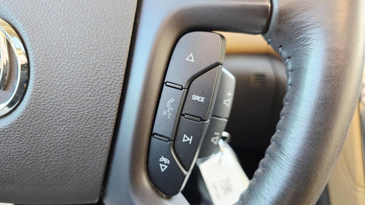 Used 2017 Buick Enclave Premium w/ Experience Buick Package image 24